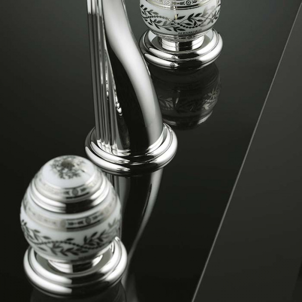 THG Marquise porcelaine blanche Смеситель для раковины, 3 отв., цвет: хром/платина/белый фарфор