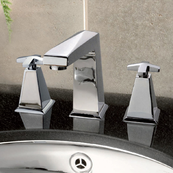 Nicolazzi Margherita Смеситель для раковины на 3 отверстия, излив: 154мм, цвет: хром