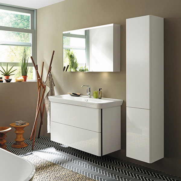 Burgbad Iveo Пенал 176х32х35см., DX, 4 стеклянные полочки, 1 несъемная цвет F2833, цвет: белый глянец