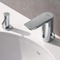 Смеситель для раковины Grohe Bau 36451000