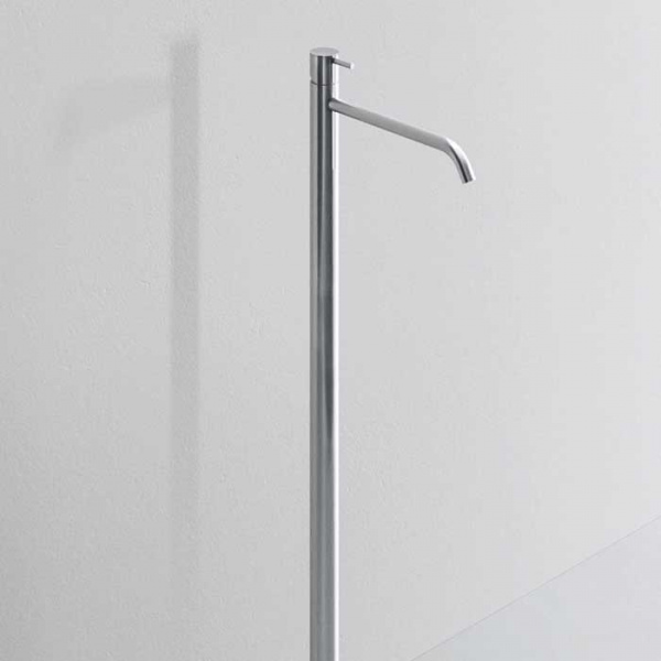 NOORTH milldue edition Смеситель для раковины, напольный, цвет: полированная сталь