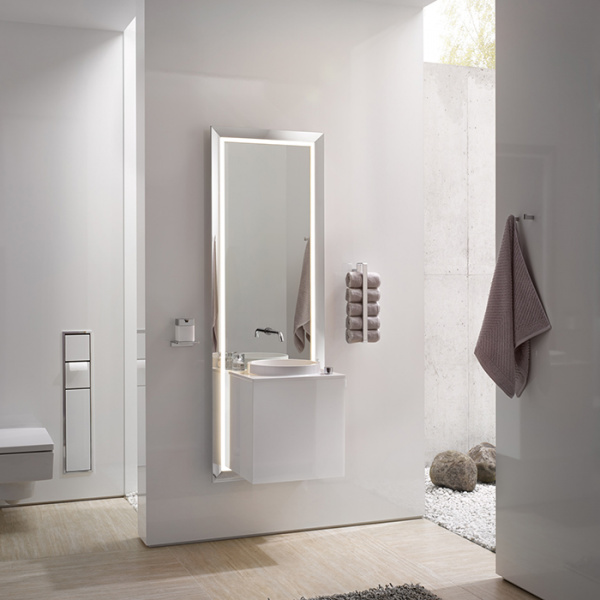 Emco Touch 450 pure Комплект мебели с системой освещения, умывальник мин.литье 45см, смеситель, 2 сенс. датчика, зеркало в ал. раме, тумба ручка справа, цвет: хром/optiwhite