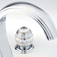 THG Marquise porcelaine blanche Смеситель для раковины, 3 отв., цвет: хром/платина/белый фарфор